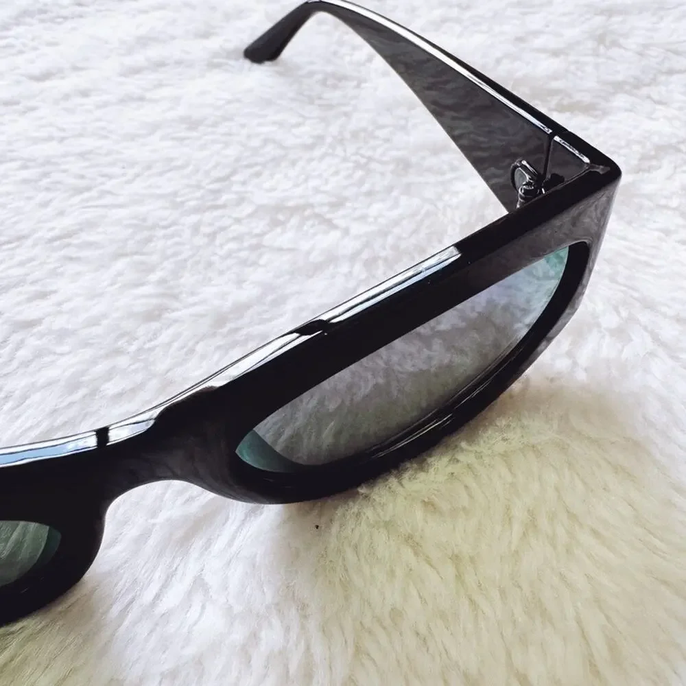 Faye Mirrored Purple with Black Rim Sunglasses - Picture 8 of 16